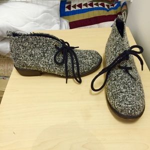 Black and white textured booties