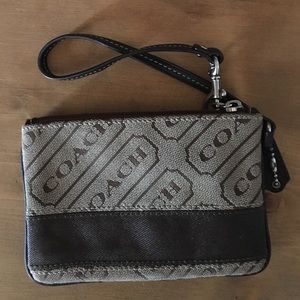 Coach change purse wrislet