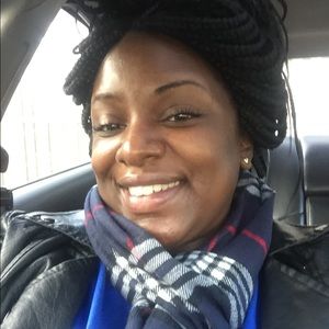 Meet your Posher, Latoya