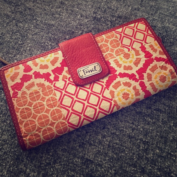 FOSSIL wallet