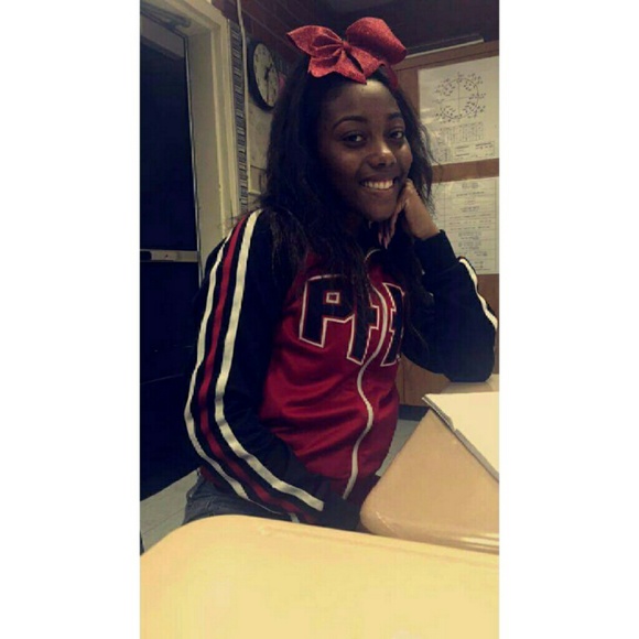 Meet your Posher, Aumazea - Picture 1 of 1