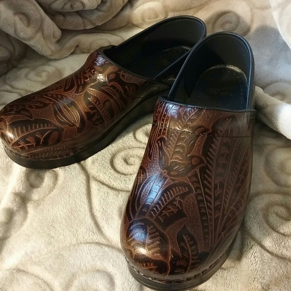 Dansko Tooled Leather shoes