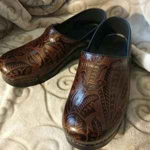Dansko Tooled Leather shoes