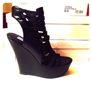 BRAND NEW Steve Madden Women's Jossiee Wedge