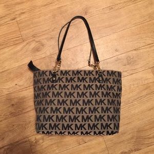 MK purse