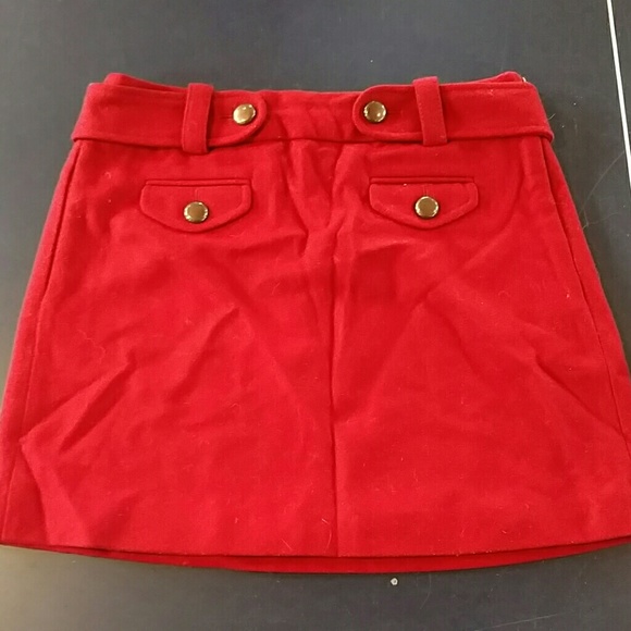 Adorable red wool skirt with brass buttons - Picture 1 of 4