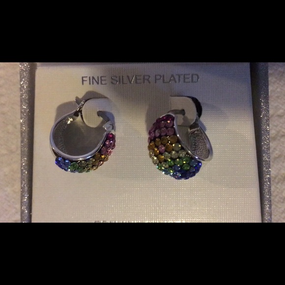 Earring - Picture 2 of 2