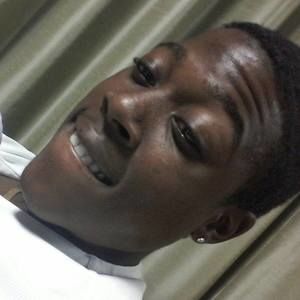 Meet your Posher, Tavis