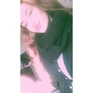 Meet your Posher, Destiny