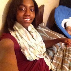 Meet your Posher, Alyssa