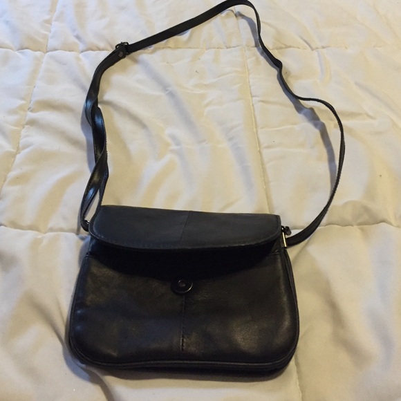 Purse - Picture 1 of 4