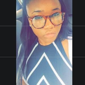 Meet your Posher, Brittney