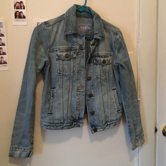 Light Wash Denim Jacket (Gap 1969)