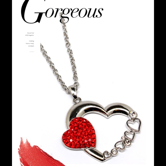JSB Jewelry Jewelry - Triple Heart Red Crystal Necklace