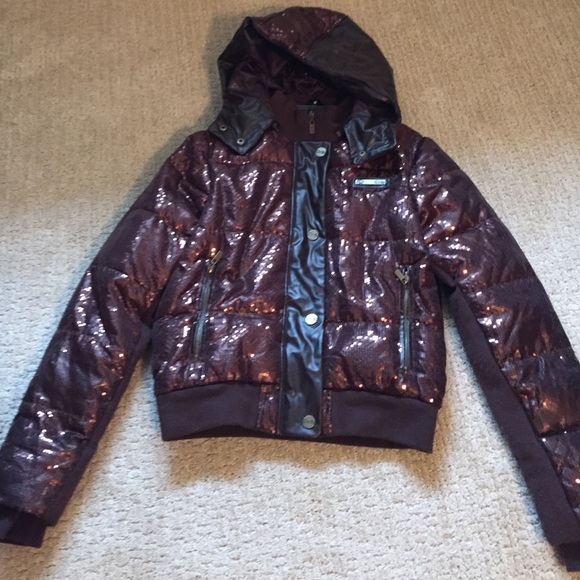 Sequenced brown winter jacket!