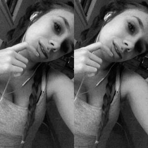 Meet your Posher, Katelyn