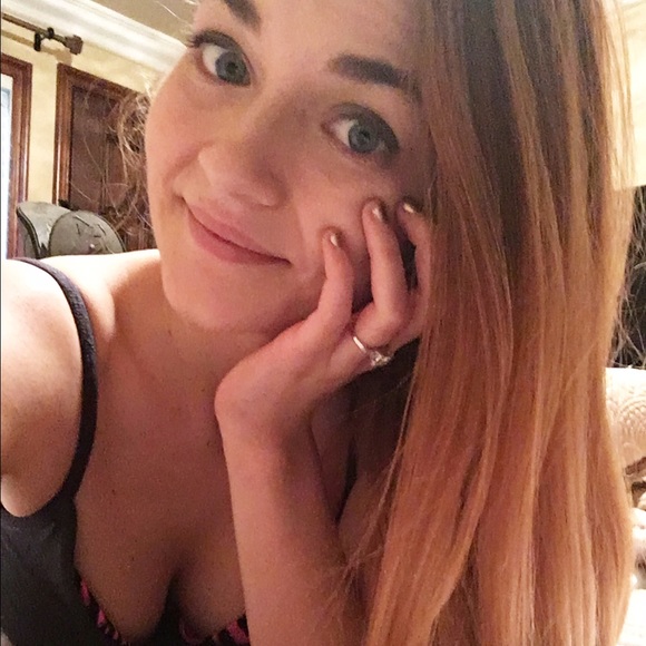 Meet your Posher, Ariel