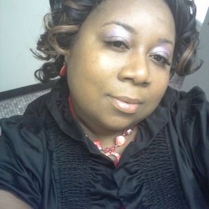 Meet your Posher, Jenny