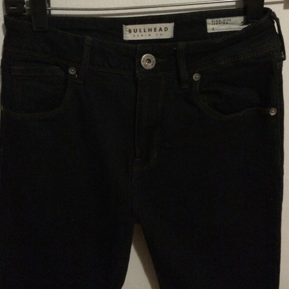 High waisted dark wash blue jeans/ jeggings