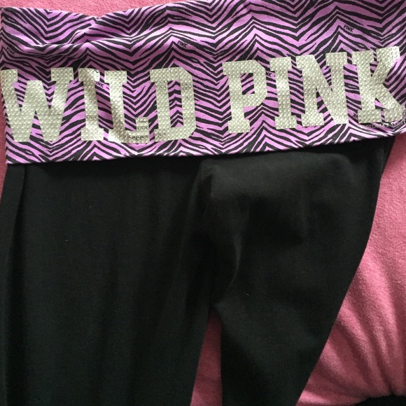 *Victoria's Secret yoga pants size M