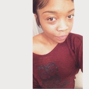 Meet your Posher, Alexia