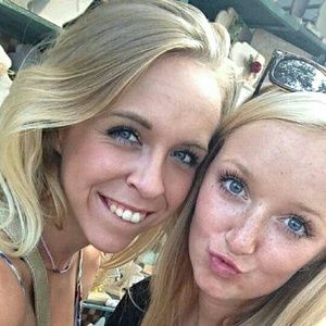 Meet your Posher, Gabrielle