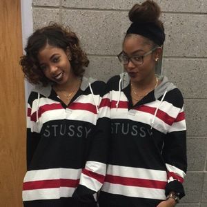 Meet your Posher, Camille