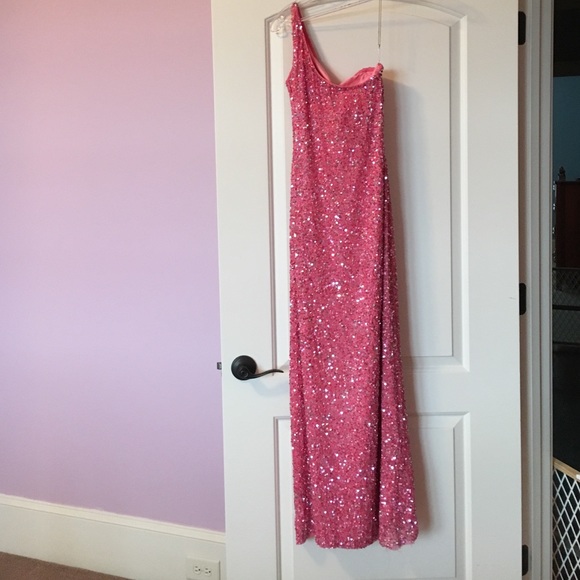 Floor length one shoulder prom/formal dress - Picture 3 of 4