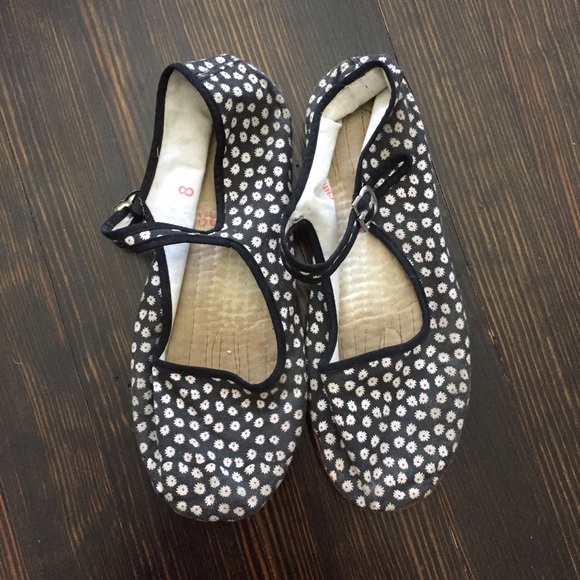 Slip on floral shoes