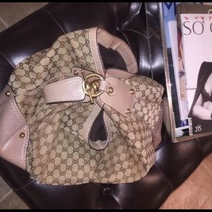 **FLASH SALE** 100 % authentic tan/camel Gucci bag