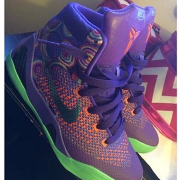 Kobes - Picture 3 of 3