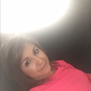 Meet your Posher, Simona