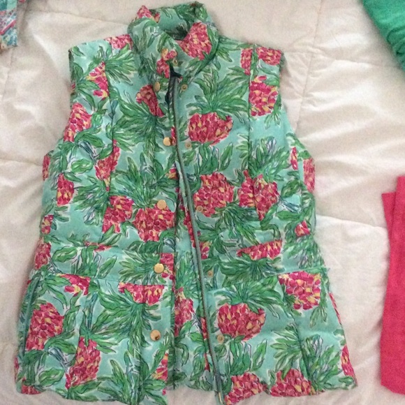 Lilly Pulitzer print patterned vest, size small