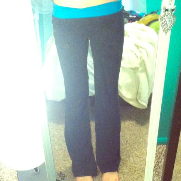 SO Yoga Pants