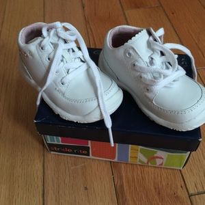 Baby walking shoes