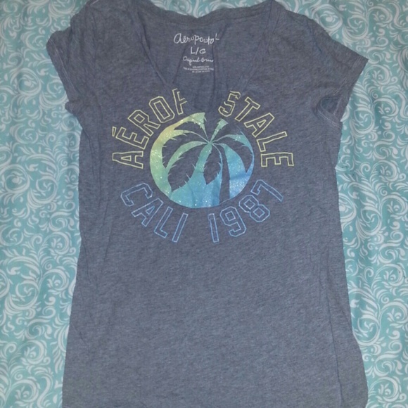 Aeropostal Grey V-neck Shirt Glittery