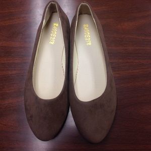 Brown flats