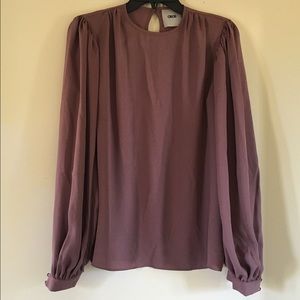 Puffy mauve blouse