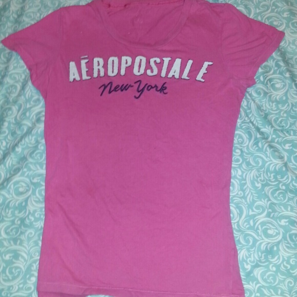 Aeropostal Fushia Short Sleeve shirt