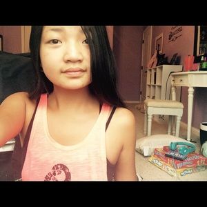 Meet your Posher, Claire