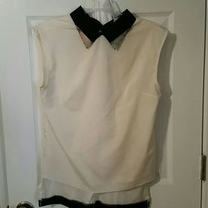 Gold tipped collar top