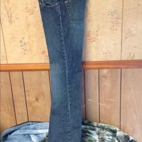 Jeans - Picture 2 of 3