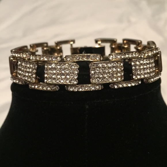 1 LEFT 🎉 18k Gold Plated Pave Link Bracelet - Picture 2 of 4