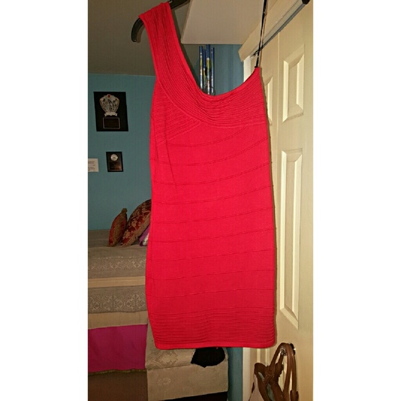 Red one shoulder fashion dress