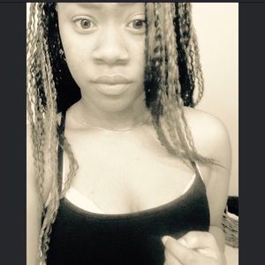 Meet your Posher, Devoya