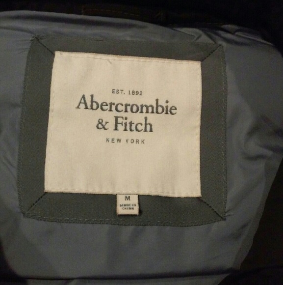 Abercrombie & Fitch hooded vest - Picture 3 of 3