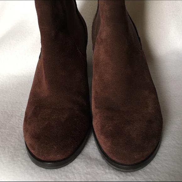 👢 COLE HAAN Brown Suede Leather Boots Heels 8 - Picture 3 of 4