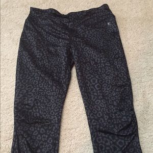 Cheetah crop yoga pants