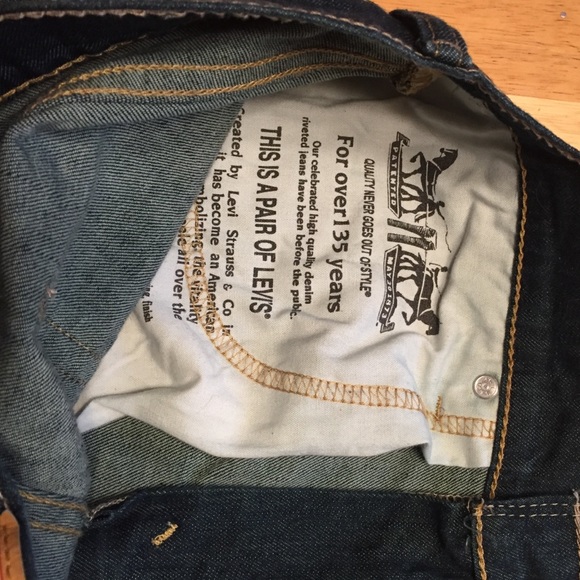 Blue Levi jeans - Picture 4 of 4