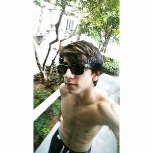 Meet your Posher, Ishai